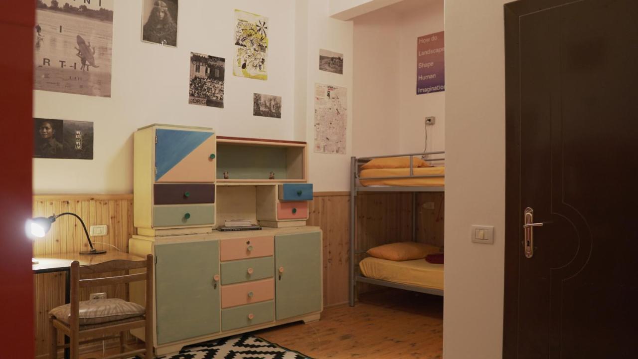 Mi Casa Es Tu Casa - Shkodra Backpackers Hostel Екстериор снимка