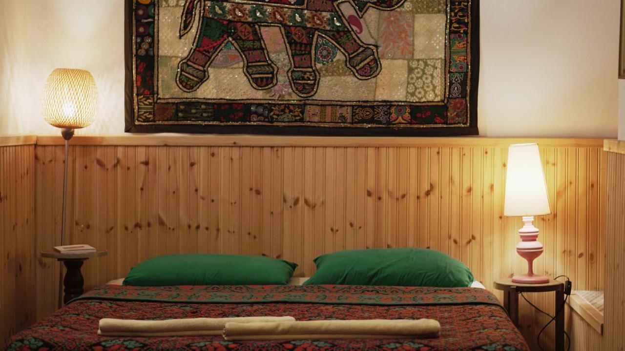 Mi Casa Es Tu Casa - Shkodra Backpackers Hostel Екстериор снимка