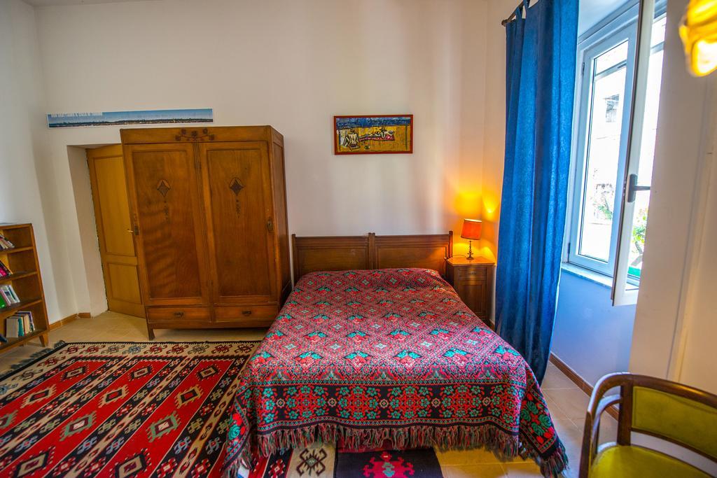 Mi Casa Es Tu Casa - Shkodra Backpackers Hostel Екстериор снимка