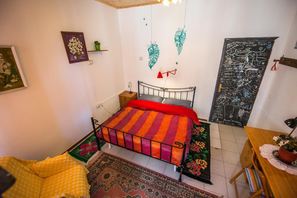 Mi Casa Es Tu Casa - Shkodra Backpackers Hostel Екстериор снимка